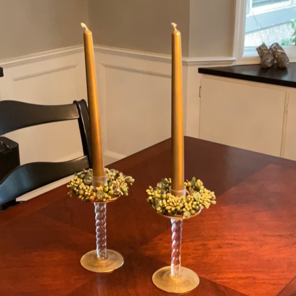 TAG NWT Candlestick holders and decorative rings. Gold candles included